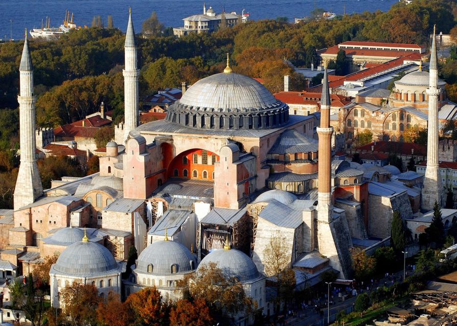 Istanbul: City Highlights Tour w/Hagia Sophia & Blue Mosque - Group size, private tours, and pace