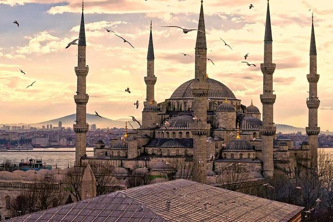 Istanbul Classics and Bosphorus Cruise Private Tour - Inside the Blue Mosque