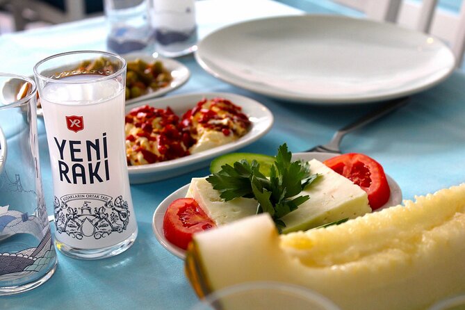 Istanbul Culinary Tour: Local Hotspots and Gourmet Street Foods - Çiçek Pasajı and İstiklal Street after dark