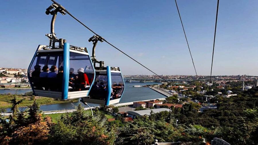 Istanbul: Europe and Asia Tour By Bus And Bosphorus Cruise - What this full-day Istanbul route is trying to do