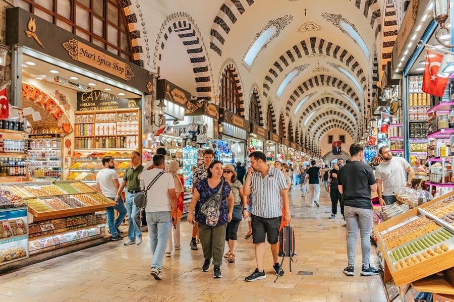 Istanbul: European and Asian Side Guided Foodie Walking Tour - Crossing the Bosphorus by ferry