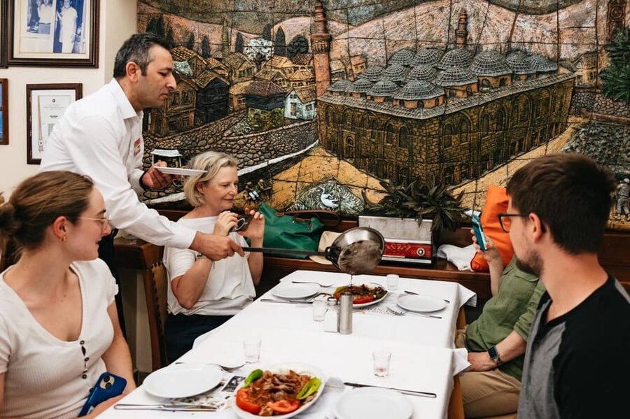 Istanbul: European and Asian Side Guided Foodie Walking Tour - Kadıköy market and the Asian side