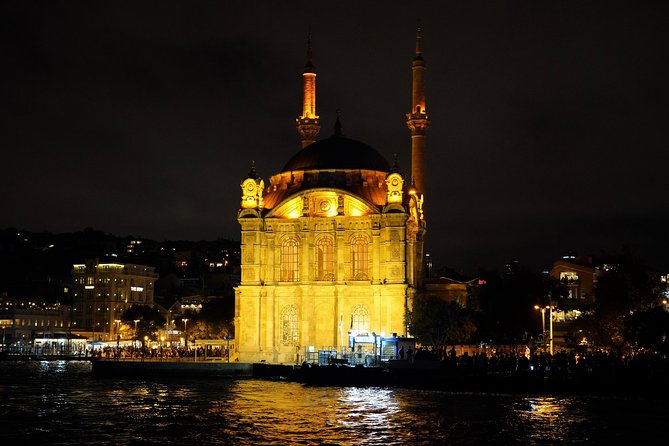 Istanbul Evening Sightseeing and Food Tasting Tour - Starting near Hoca Paşa and moving toward Taksim