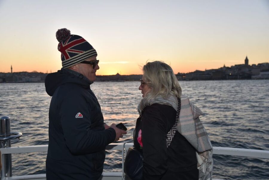 Istanbul: Explore Bosphorous on a Sunset Boat Cruise - Anadolu Hisarı and Küçüksu Palace from the Asian shore