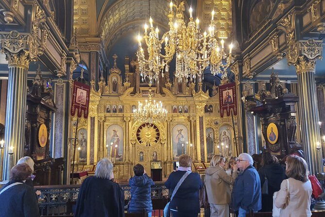 Istanbul famous sight Skip-the-Line Private Tour with LocalExpert - Serkan Kececi’s guiding style