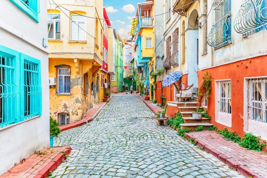 Istanbul: Fener, Balat, Old Greek and Jewish Quarter Tour - St. George’s Cathedral and the Greek Patriarchate