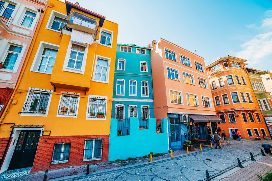 Istanbul: Fener, Balat, Old Greek and Jewish Quarter Tour - Balat’s mixed streets and local rhythm