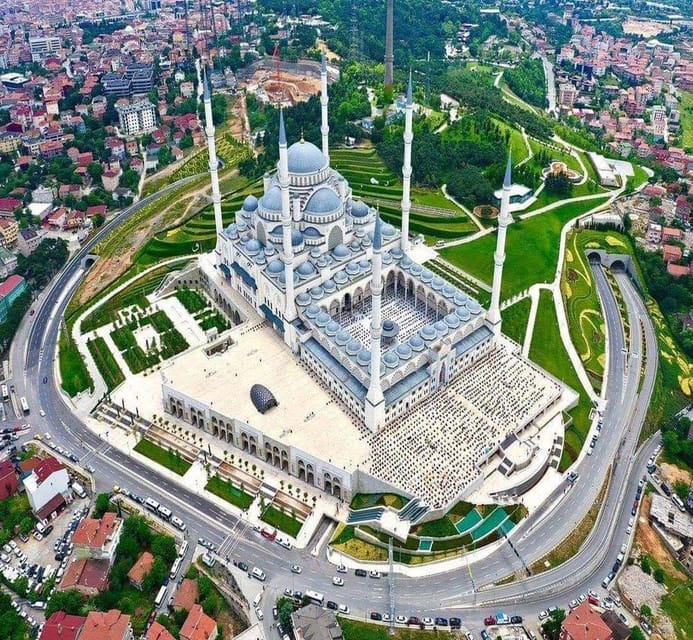 Istanbul: Full-Day 2-Sides City Tour with Lunch & Boat Tour - Lunch as a needed pause