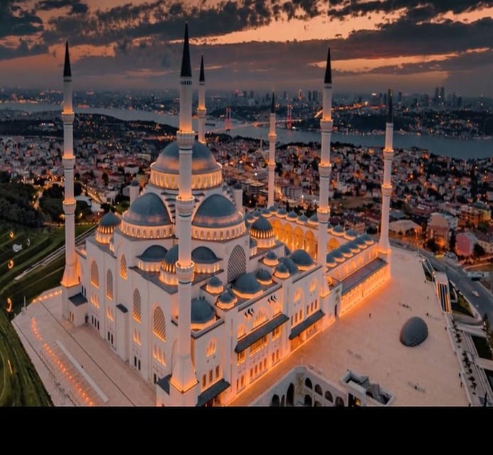 Istanbul: Full-Day 2-Sides City Tour with Lunch & Boat Tour - Starting on Camlica Hill above the Asian side