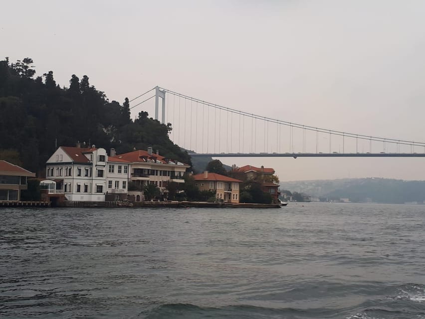 Istanbul: Full-Day City Tour with Bosphorus Cruise and Lunch - Eyüp Sultan Mosque and a change of pace