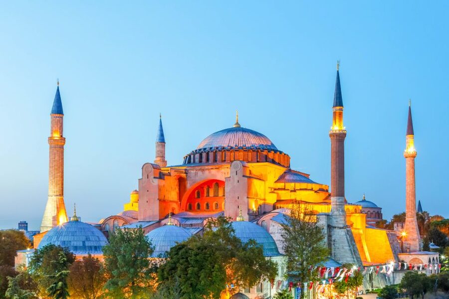 Istanbul: Full-Day Guided Tour - The Blue Mosque and the Limits of Renovation