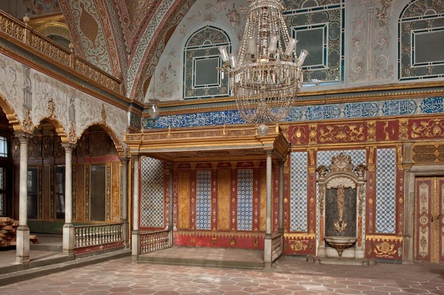 Istanbul: Full-Day Heritage Tour - Topkapi Palace, including the harem