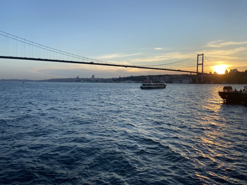 Istanbul: Full-Day Imperial & Asia Small Group Tour - Crossing the Bosphorus Bridge