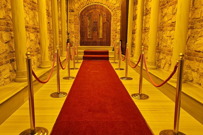Istanbul Gedikpasa Historical Turkish Bath with Privacy Option - The ten-minute kese scrub