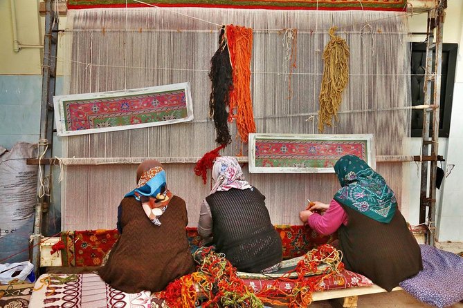Istanbul Grand Bazaar and Egyptian Bazaar Shopping Tour - Following the aromas through the Egyptian Bazaar