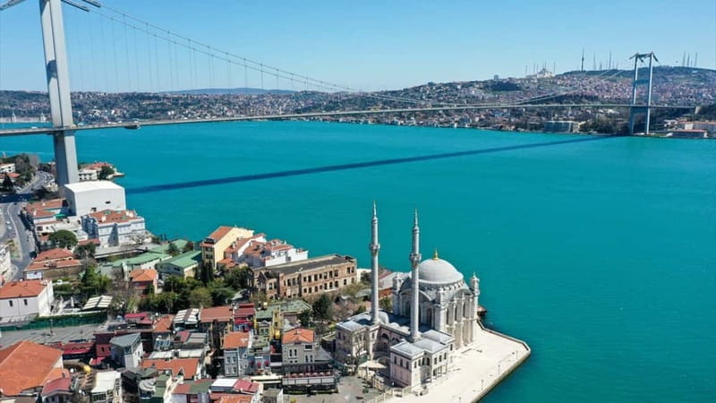 Istanbul: Guided Bosphorus Cruise & Golden Horn Bus Tour - Why this half-day tour works in Istanbul