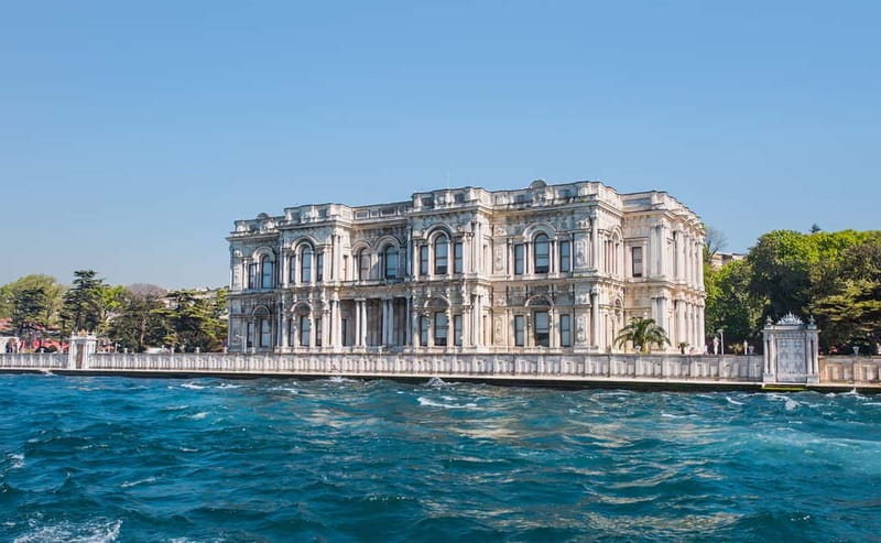 Istanbul: Guided Bosphorus Cruise & Golden Horn Bus Tour - The Bosphorus cruise, Istanbul’s main event