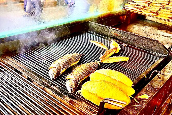 Istanbul Guided Street Food Tour Around European and Asian Sides - Starting at Eminönü with a Turkish breakfast