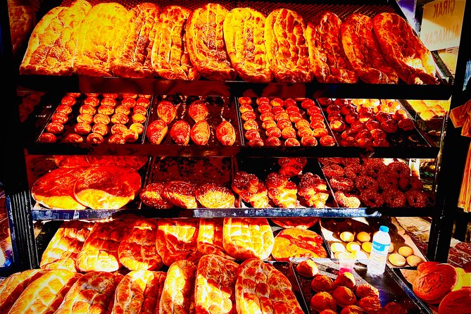 Istanbul Guided Street Food Tour Around European and Asian Sides - How much food do you really get?