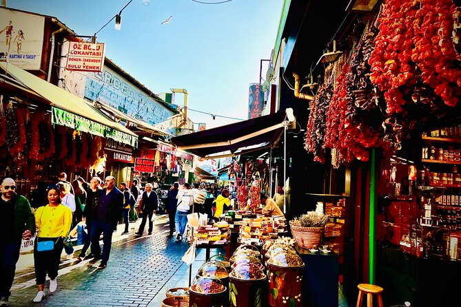 Istanbul Guided Street Food Tour Around European and Asian Sides - Group size, pace, and practical details