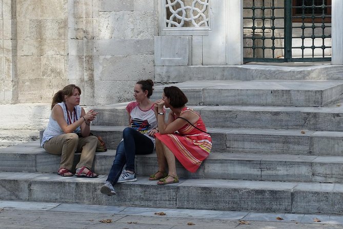 Istanbul Guided Tour Hagia Sophia, Topkapi, Cistern with Tickets - The guides make the difference