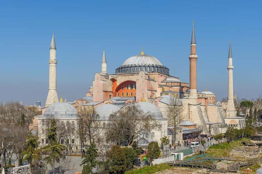 Istanbul: Hagia Sophia and Blue Mosque Tour with Tickets - Why this short walking tour works in Istanbul