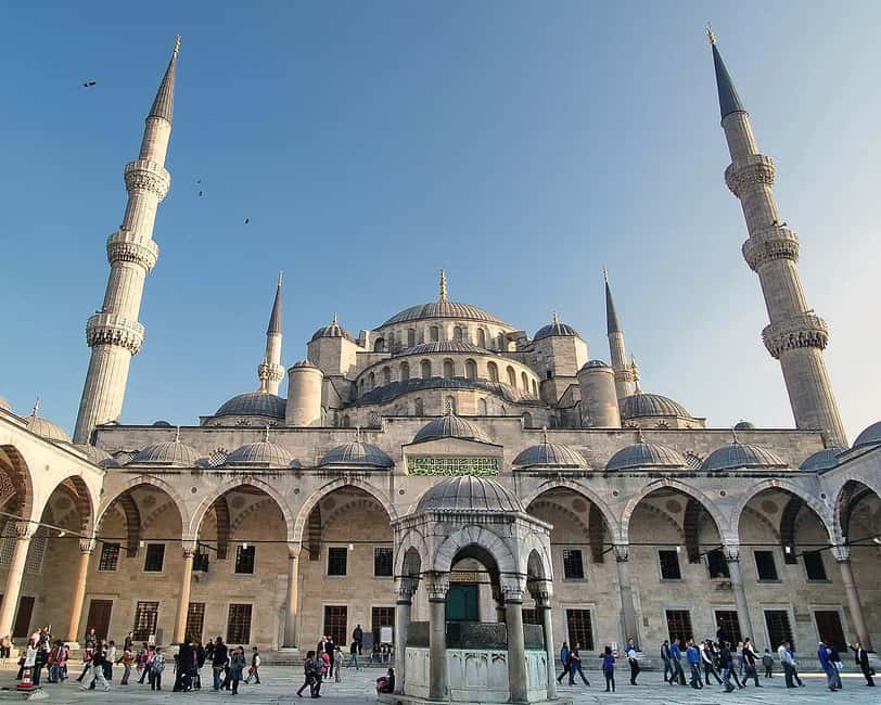 Istanbul: Hagia Sophia and Blue Mosque Tour with Tickets - The Blue Mosque and its famous Iznik tiles