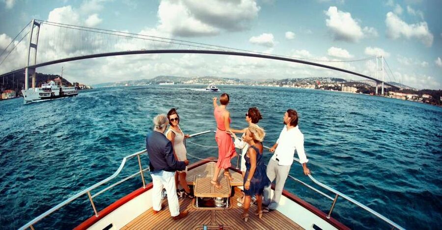 Istanbul: Half-Day Cruise and Cable Car to Pierre Loti Hill - Why This Tour Works For A First Look At Istanbul