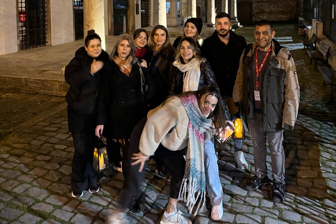 Istanbul Haunted Night Tour - A quiet graveyard and stories of palace betrayal