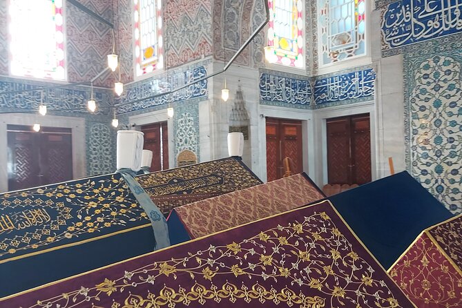 Istanbul Highlights! Blue Mosque, Hagia Sophia, Topkapı and More! - Starting at the German Fountain and Hippodrome