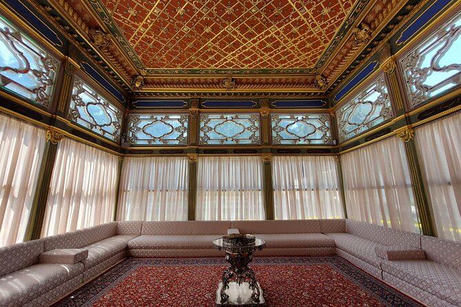 Istanbul Highlights! Blue Mosque, Hagia Sophia, Topkapı and More! - Lunch at Tamara Restaurant in Sultanahmet