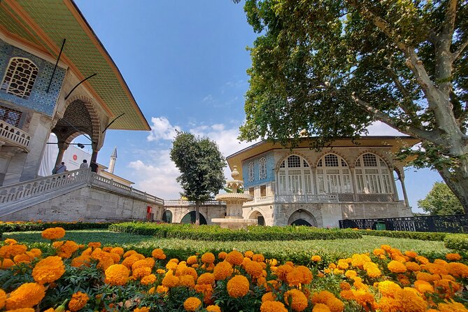 Istanbul Highlights! Blue Mosque, Hagia Sophia, Topkapı and More! - Two hours inside Topkapı Palace