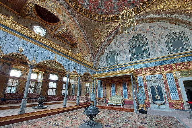 Istanbul Highlights! Blue Mosque, Hagia Sophia, Topkapı and More! - Why the guide can make or break this day
