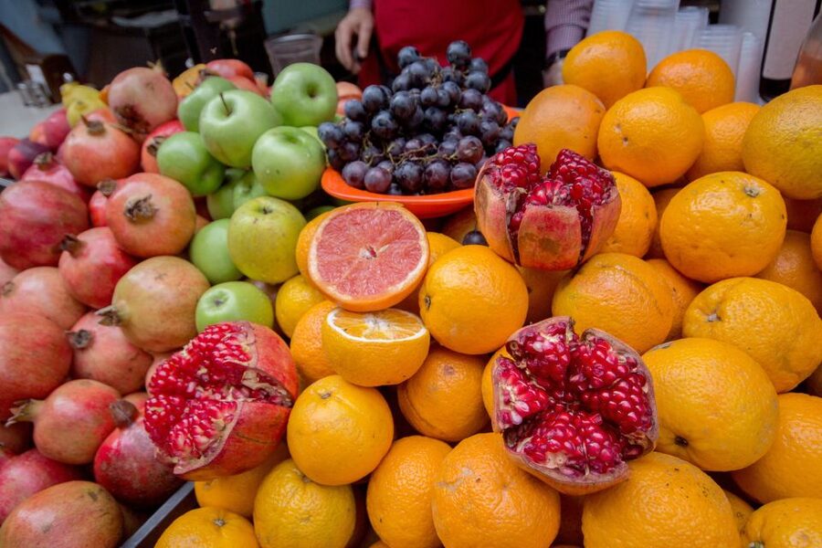 Istanbul Highlights Small-Group Walking Guided Tour - The guides are the main strength