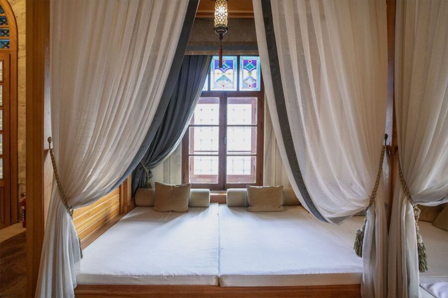 Istanbul: Hurrem Sultan Hamam Experience - Foam Wash on Warm Marble