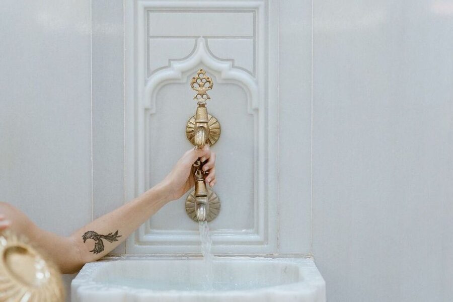 Istanbul: Hurrem Sultan Hamam Experience - Fruit, Ottoman Sherbet, and a Proper Ending