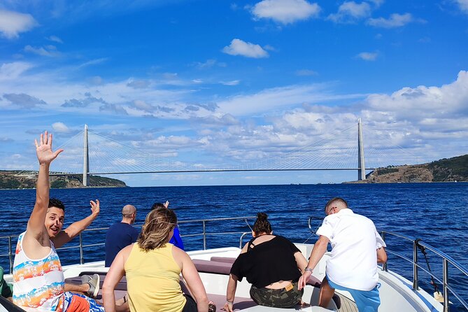 Istanbul Lunch Cruise - Extended Bosphorus Cruise up to the Black Sea - The palaces and fortresses along the shore