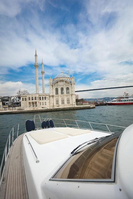 Istanbul: Luxury Yacht Tour at Sunset w Snacks - Is $23 a Good Value in Istanbul?