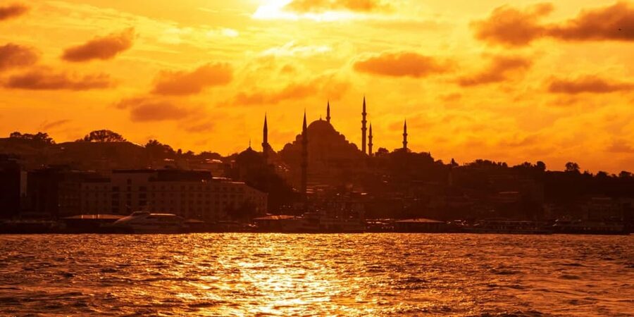 Istanbul: Morning or Sunset Cruise with Guide and Snacks - Snacks, Space, and Service