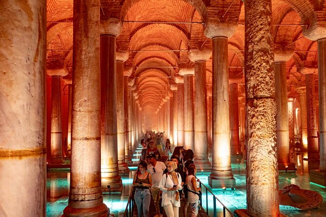 Istanbul Old City: Basilica Cistern - Blue Mosque - Grand Bazaar - A short look at the Grand Bazaar