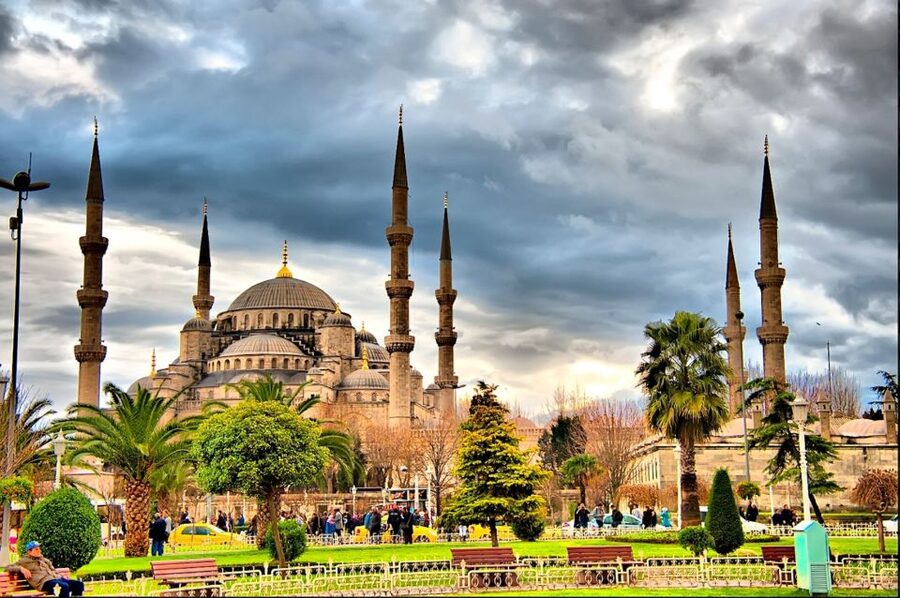 Istanbul: Old City Full-Day Tour with Lunch and Hotel Pickup - The Sultans’ Tombs and their ceramic panels