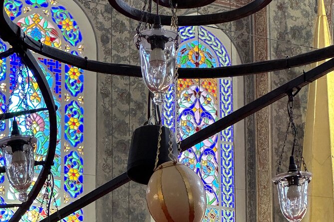 Istanbul Old City Highlights and Hidden Gems Tour - Coffee, lunch, and the practical rhythm of the day