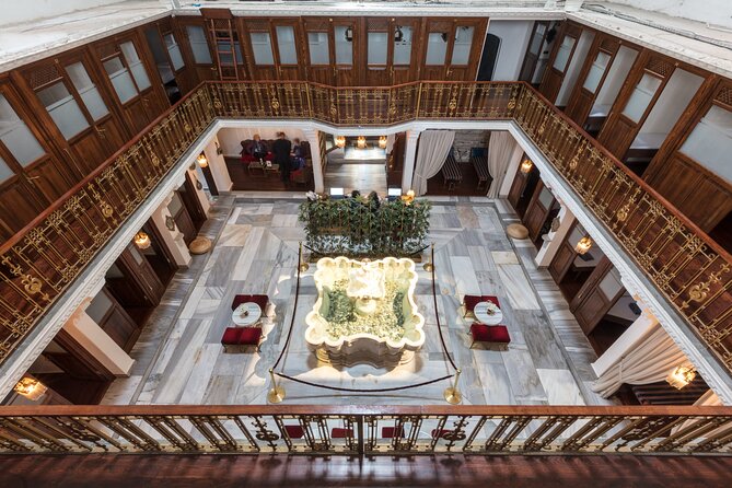 Istanbul Old City: Ottoman Hamam Experience with Foam Massage - The building is a major part of the value