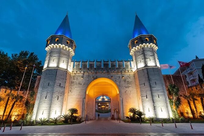 Istanbul old City Tour - Full Day - A Turkish lunch that breaks up the day