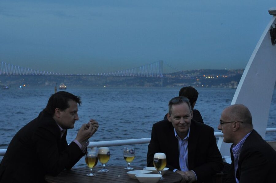 Istanbul: Pasha Istanbul Dinner Cruise - Your table can shape the whole evening