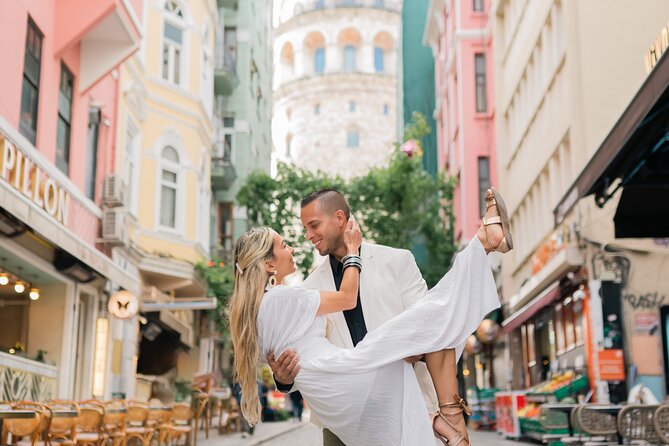 Istanbul Photoshoot at Top Spots - Blue Mosque views without the selfie-stick struggle