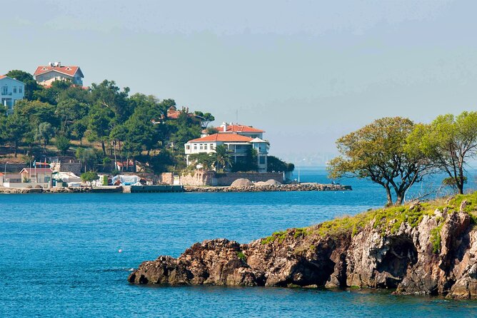 Istanbul Princes’ Islands Boat Trip with Lunch - Heybeliada and its grand villas