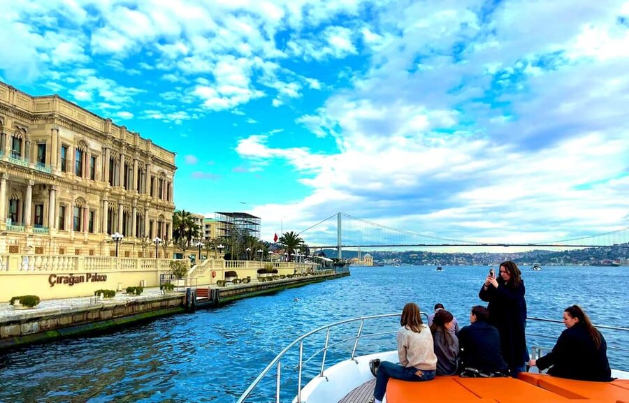 Istanbul: Private Bosphorus Cruise on Luxury Yacht - My booking advice