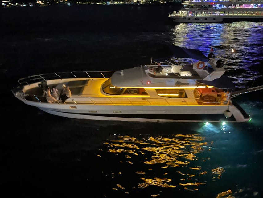 Istanbul: Private Bosphorus Cruise on Luxury Yacht - What the yacht experience includes