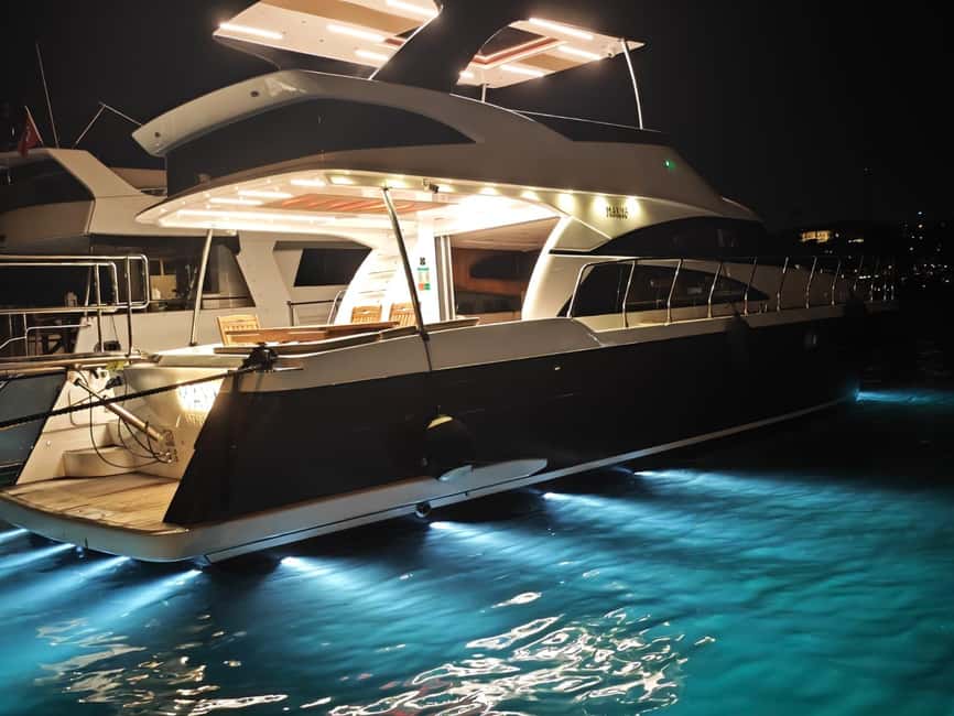 Istanbul: Private Bosphorus Yacht with Tour Guide and Snacks - Why the Bosphorus is one of Istanbul’s best viewpoints